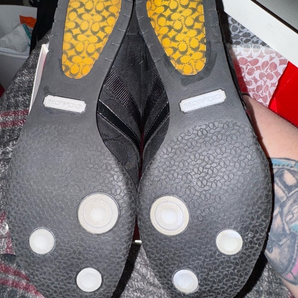 Black Athletic Sneakers - Picture 3 of 6